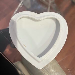 Vintage Heart Shape Box